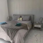 Renata's Three Bedrooms Penthouse With Sea View Διαμέρισμα *