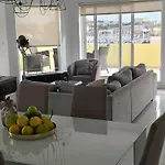 Διαμέρισμα Renata's Three Bedrooms Penthouse With Sea View