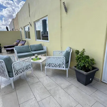 Renata's Three Bedrooms Penthouse With Sea View * Gżira