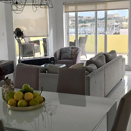 דירה Renata's Three Bedrooms Penthouse With Sea View