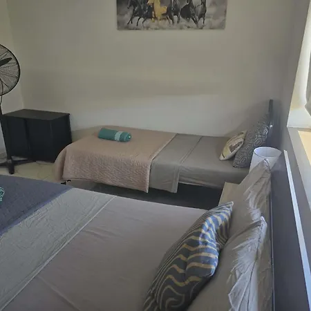 Renata's Three Bedrooms Penthouse With Sea View Apartman Gżira
