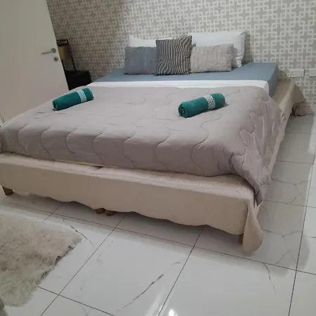 Renata's Three Bedrooms Penthouse With Sea View Apartman *